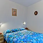 شقة In 24436